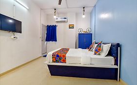 Hotel Solitaire, Best Luxurious Hotel Ac Rooms In Surat